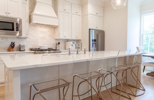 Auburn Haus | Gorgeous Home so close to Downtown Auburn and Auburn University!!