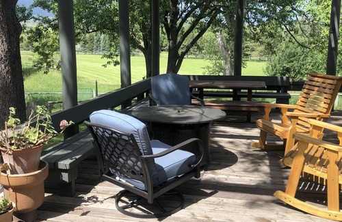 Sheridan Haus | Gorgeous mountain views, idyllic ranch setting