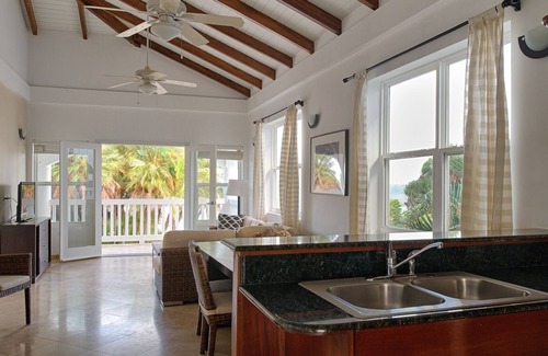 Placencia Resort | Gorgeous One-Bedroom Lagoon Bay Suite at Umaya Resort & Adventures