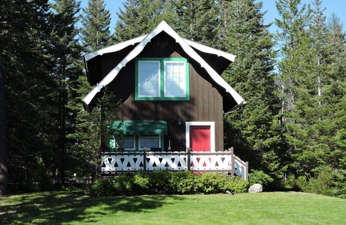 Kalispell Hütte | Gorgeous Property Located Just 30 Minutes From Glacier National Park