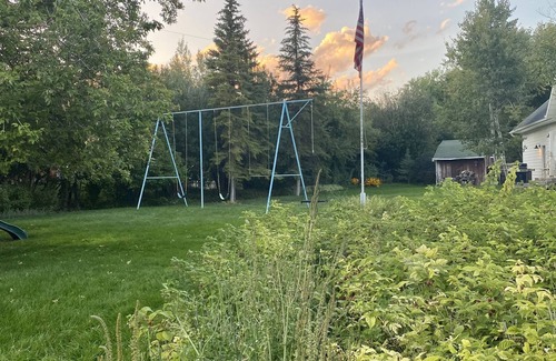 Midway Haus | Gorgeous Remodeled Farmhouse tucked in a quiet cul de sac on 1/2 acre