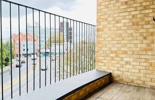 Brentwood Wohnung | Gorgeous serene spacious luxury apartment