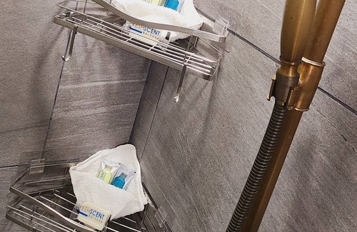 Apache Junction Villa | Gorgeous Tiny House- Superstition Mountain View