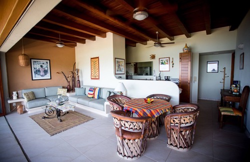 Ixtapa - Zihuatanejo Eigentumswohnung | Herrlicher Blick auf LaRopa Beach