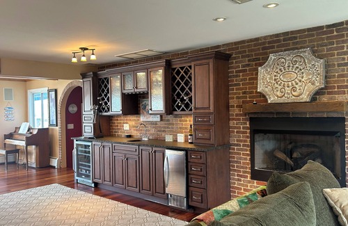 Ortley Beach Haus | Gorgeous waterfront 5-bedroom lagoon getaway, 7 minutes from Seaside beaches!
