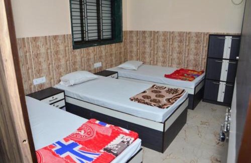 Kolkata Haus | Goroomgo Dev Guest House Howrah, Kolkata
