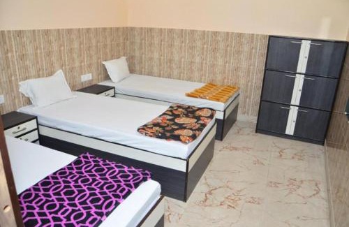 Kolkata Haus | Goroomgo Dev Guest House Howrah, Kolkata