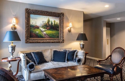 Historic District Hotel | Governor Calvert 2 Double Beds, Historic Inns, Gym Access, Near Naval Academy