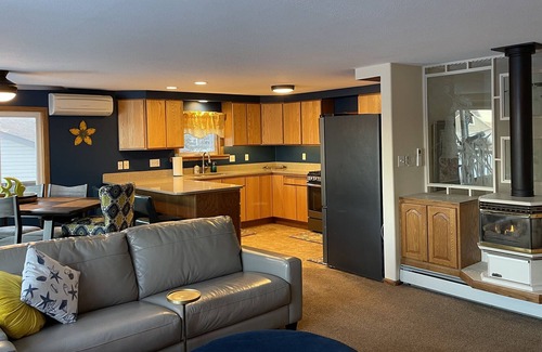 Marine on St. Croix Haus | Grace on the Lake - Cozy home on Big Marine Lake