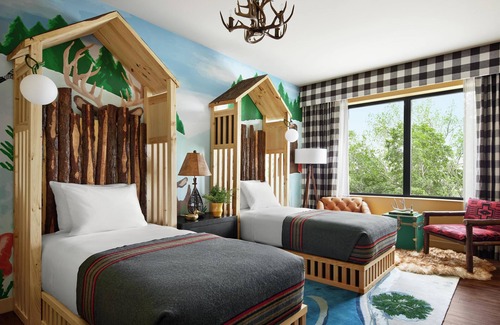 Grand River Hotel | Graduate by Hilton East Lansing