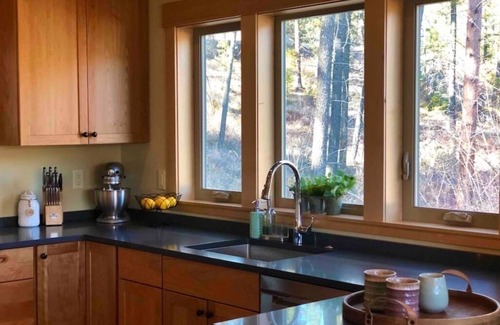 Lakeside Haus | Graham Getaway on Flathead Lake