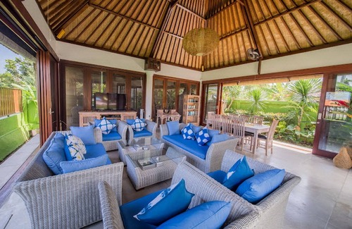Cemagi Villa | GRAND! 3BR Villa! - Lots Of Hangout Spots! W/Private Pool!
