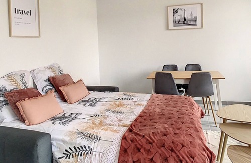 Villeparisis Wohnung | Grand Appart Spacieux Rénové 4pers Wifi Gare