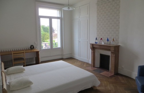 Lons-le-Saunier Wohnung | Grand Appartement de Caractère