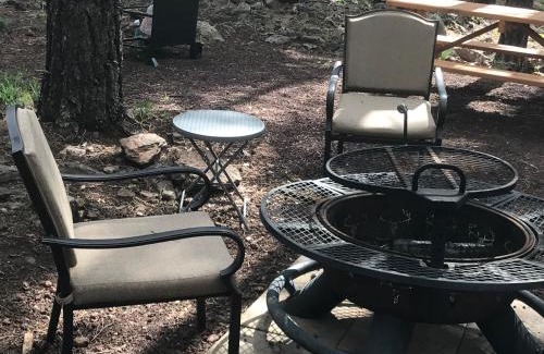 Parks Haus | Grand Canyon Cottage at Historic Wrigley Ranch with Horseback Riding & Hiking