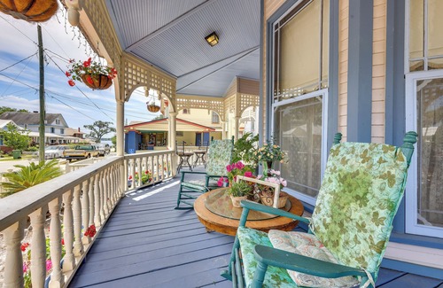 Palatka Haus | 'Grand Gables' Home: 1 Block to St Johns River!