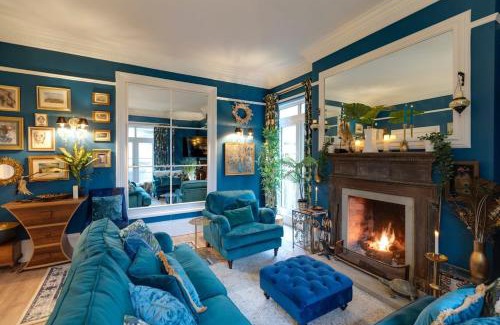 Bromsash Villa | Grand Georgian Villa and Coach House Sleeps 18 Guests Dogs Welcome