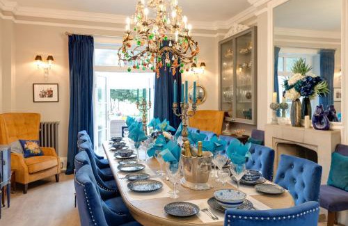 Bromsash Villa | Grand Georgian Villa and Coach House Sleeps 18 Guests Dogs Welcome