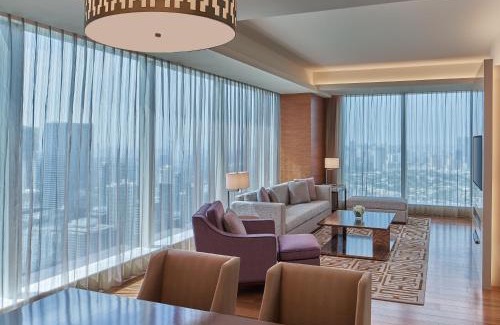 Bonifacio Global City Hotel | Grand Hyatt Manila