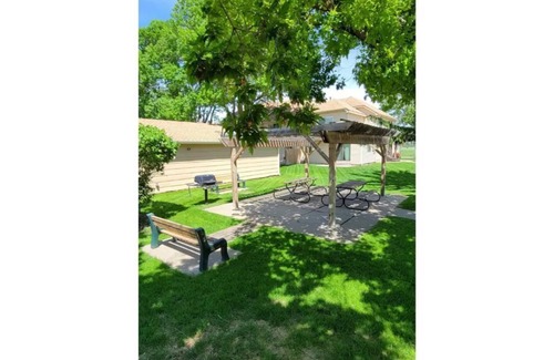 Grand Island Eigentumswohnung | Grand Island Northside Condo 1B 1 Sofa bed W/D
