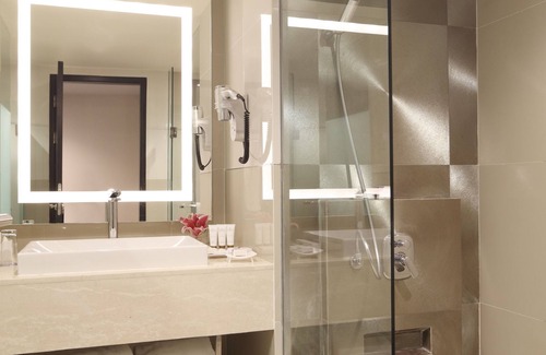 Medan Hotel | Grand Mercure Medan Angkasa