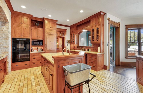 Suamico Haus | Grand on Longtail | Lazy River · Lake · Luxe Stay