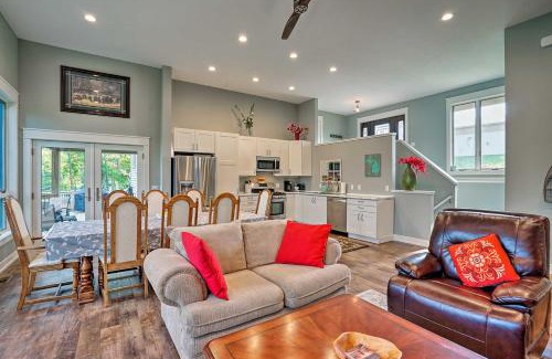 Lowell Haus | Grand Rapids Area Lakefront House with Dock