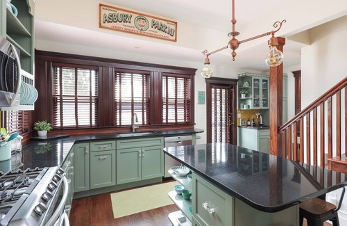 Asbury Park Haus | Grand Renovated Victorian - Großartige Lage, nur wenige Blocks vom Strand und der Innenstadt entfernt