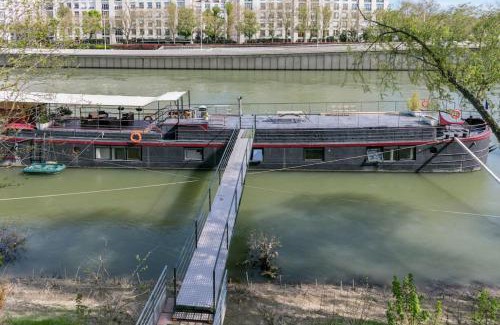 Puteaux Haus | Grande péniche 4 ch - 10 pers -Paris - Ile de Puteaux- terrasses