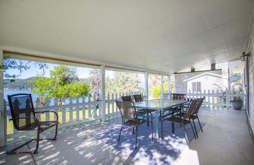 Harrison Haus | Grandma's Cabin at Harlow Point