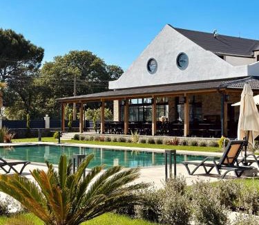 Ezine Hotel | Grape Hotel