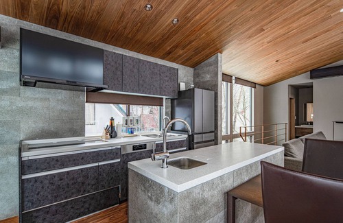 Echo Land Haus | Gravity by The Hakuba Collection