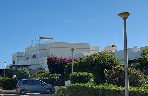 Vale de Centianes Wohnung | Schöne Wohnung in einer privaten Wohnanlage, 4 Minuten zu Fuß zum Strand