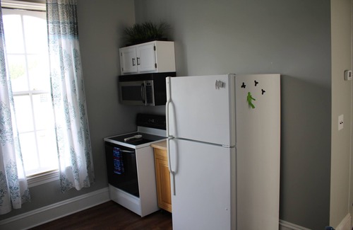 Grand Haven Wohnung | Großartige Innenstadtlage in einem der berühmtesten historischen Häuser von Grand Haven