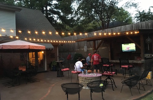 Tuscaloosa Haus | Großes Familienheim in der Nähe von Stadium Awesome Back Patio / Yard