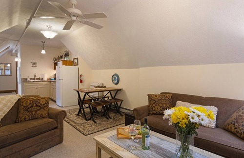 Traverse City Wohnung | TC in der Nähe von Strand, Weinprobe & Innenstadt # 3