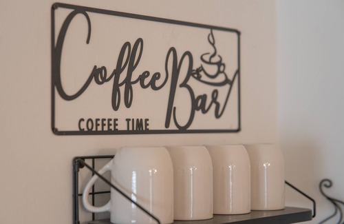 Survey Creek Wohnung | Great for Large Gatherings–Sleeps 30–PalmWaveStays