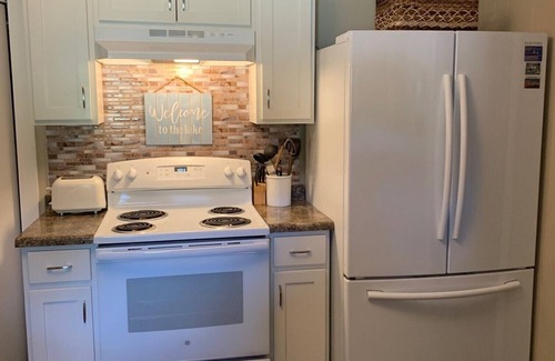 Wellston Kabine | Toller Kurzurlaub! Großer Freizeitraum, aktualisierte Küche, 3 Schlafzimmer!