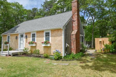 North Eastham Haus | Great Home with Game Space Close to Baech