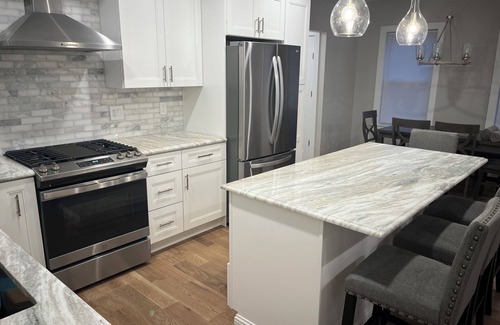 Oakhurst Haus | GREAT LOCATION: 4-bedroom house for Summer 2025 rental