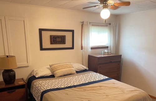 Pymatuning North Hütte | Schöner Ort!!! - Zentrale Luft. Ganz in der Nähe von Strand, Bootsanleger und Yachthafen