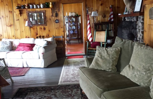 Poultney Kabine | Herbstspecial für den Lake St. Catherine. Genießen Sie das Herbstlaub der Grünen Mts !!!!