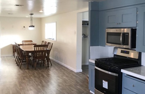 Chauvin Haus | Greatest Fishing in World! 4bd/2.5ba w/WIFI