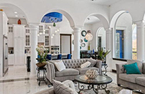 Hurricane Haus | Greek Goddess, Private Heated Pool and Hot Tub