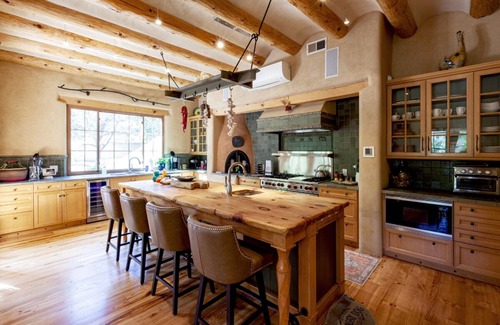 Tesuque Haus | Green Acres Gorgeous Estate 9 minutes from the Plaza!