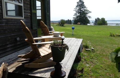 Eastport Kabine | Green-House Cabin and Deck at Rossport by the Sea