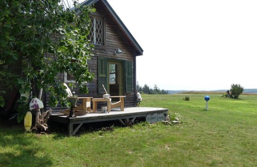 Eastport Kabine | Green-House Cabin and Deck at Rossport by the Sea