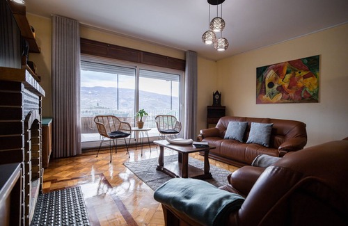 Peso da Regua Haus | Green House Douro - A balcony over the Douro