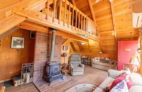 Meadow View Heights Haus | Green Pines Cottage