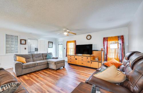 Greenville Haus | Greenville Home 2 Mi to Downtown!